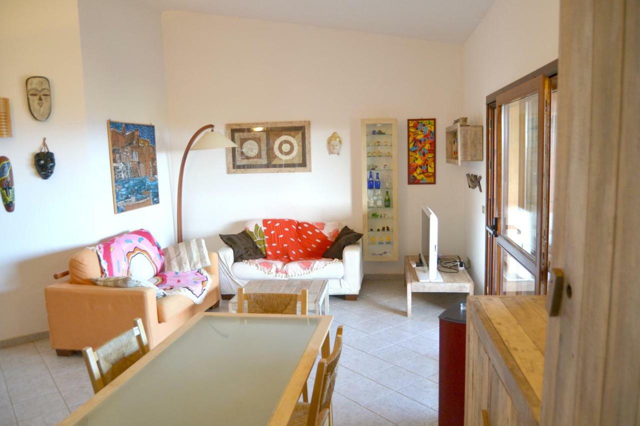 Le Stelle Di Portisco Apartment Exterior foto